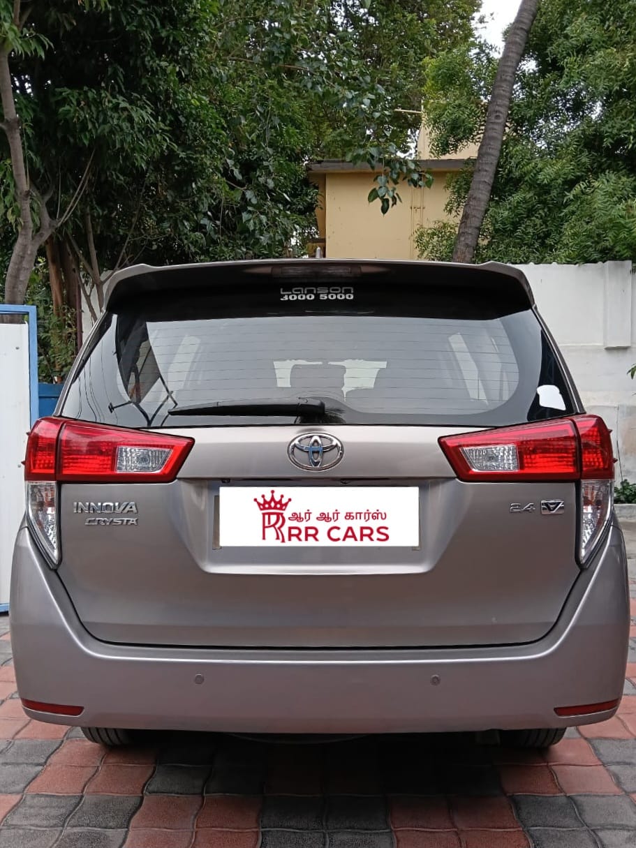 Toyota Innova Crysta - Image 5